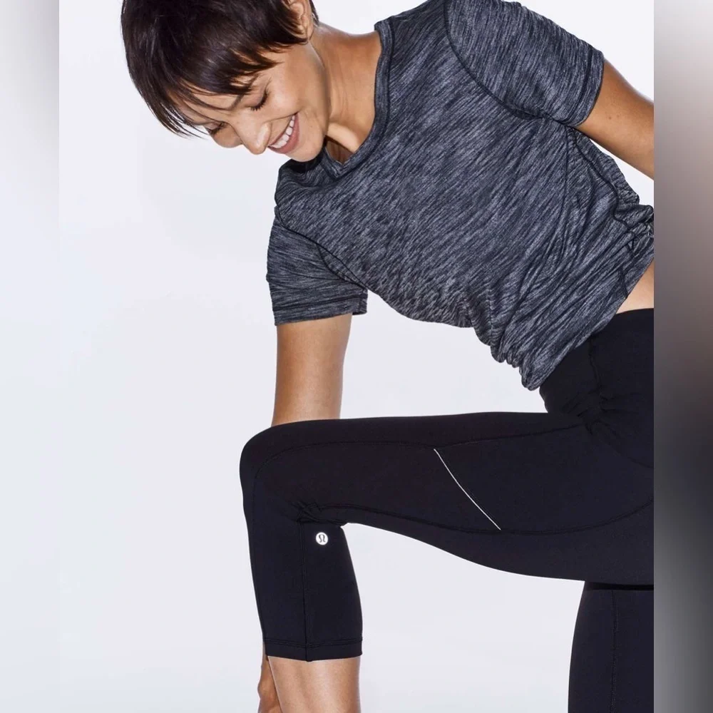 LULULEMON | SPEED UP CROP 21” IN BLACK LEGGINGS SIZE 6